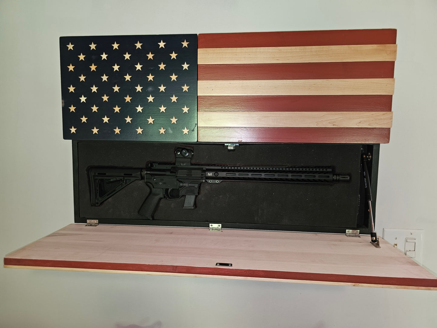 Flag, Hidden Gun