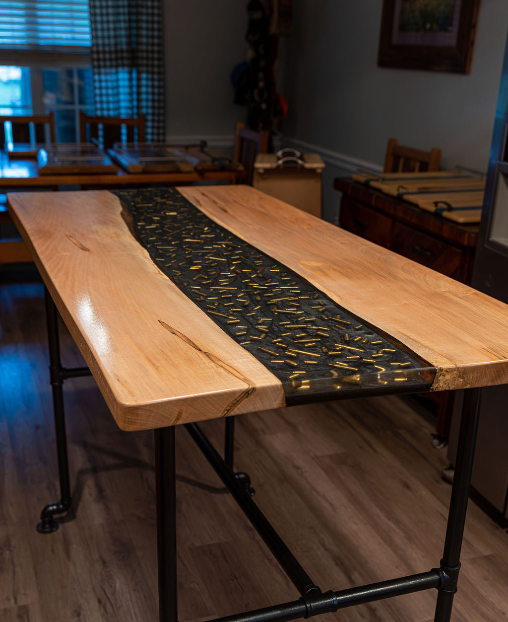 Gun River Table/Bar