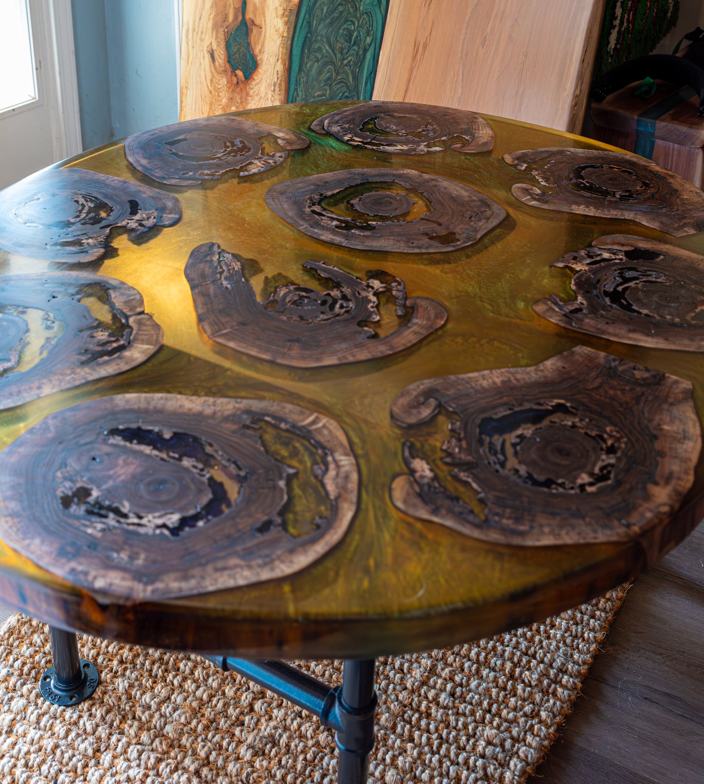 Hollow Black Walnut Translucent Coffee Table