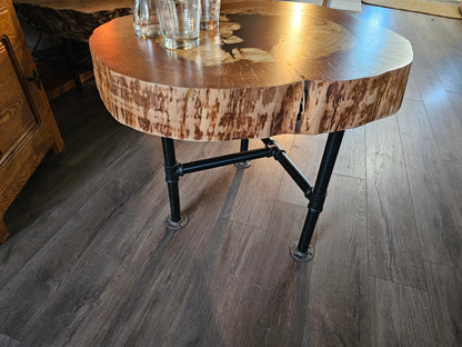 Hollow Red Oak End Table